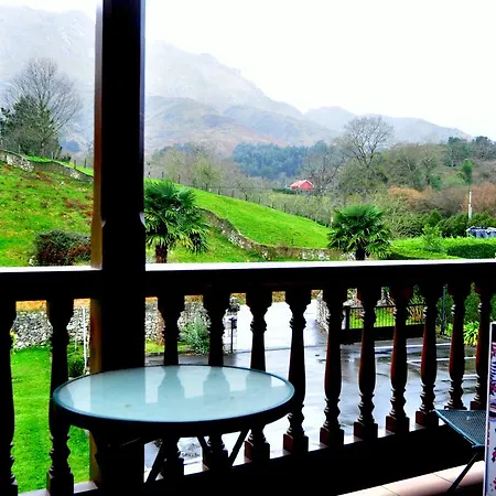 Al Pie De Mananga * Parres de Llanes